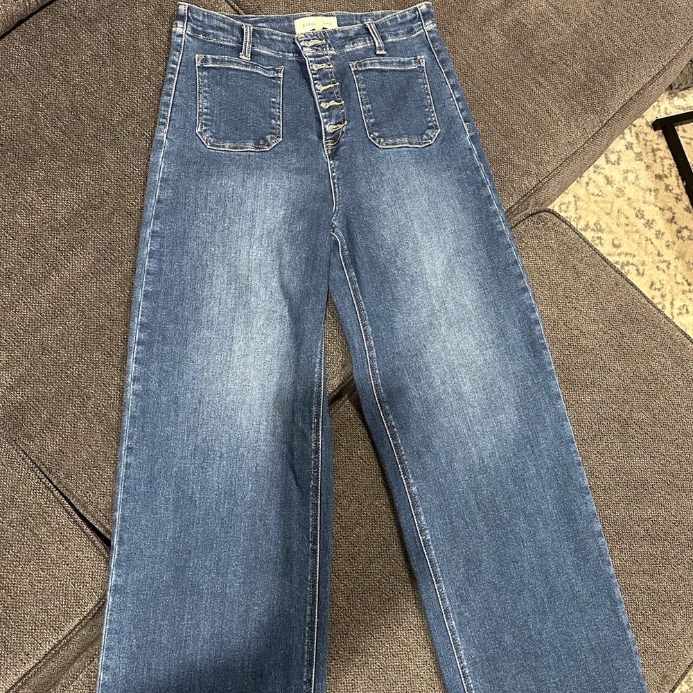 High-Rise Straight-Leg Jeans in Classic Blue